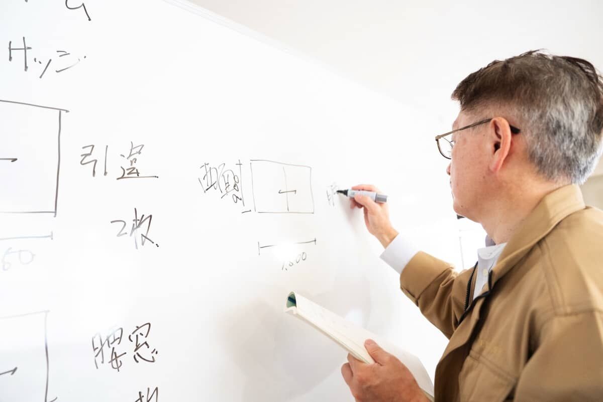 建築士